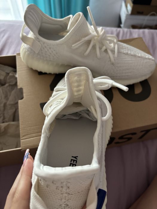 Yeezy originali albi, noi in cutie, marimea 41 1/3