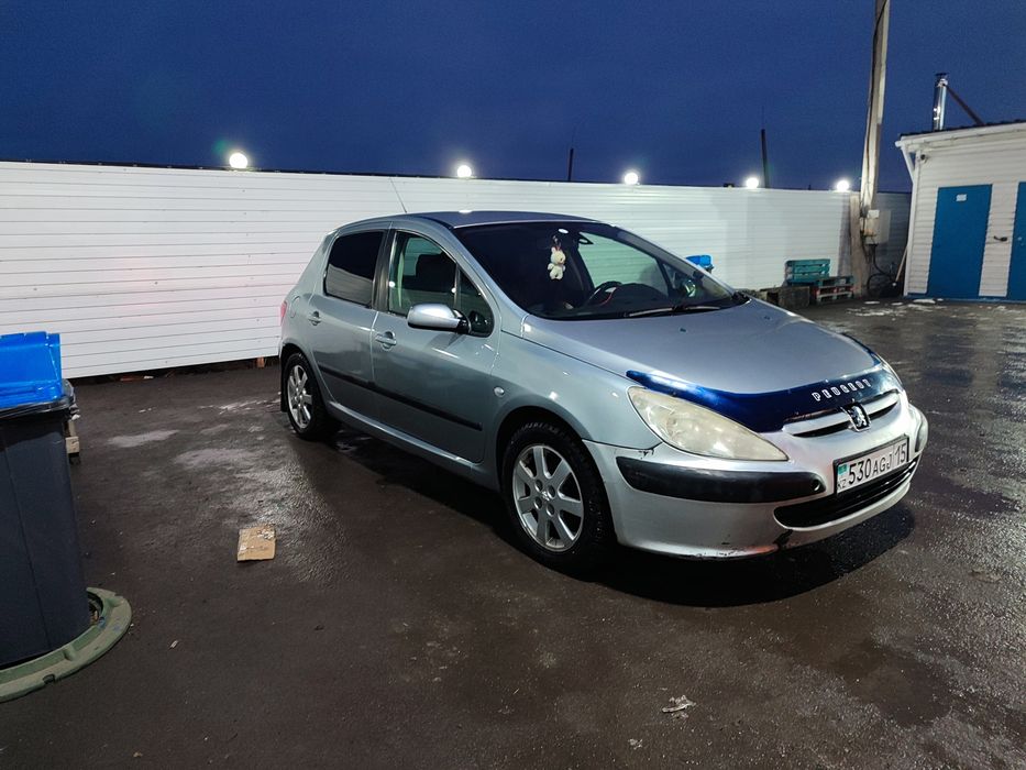 Продам экономичный Пежо 307