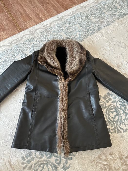 Кожаная куртка…………