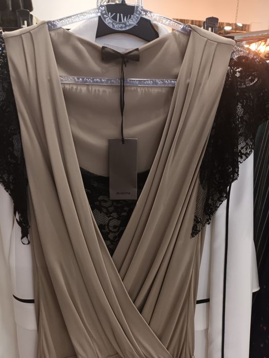 Продам платье на девушку