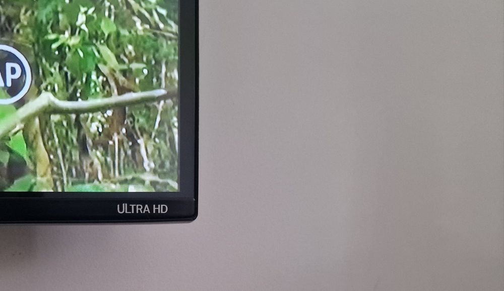 Televizor smart LG Ultra HD 42 inch