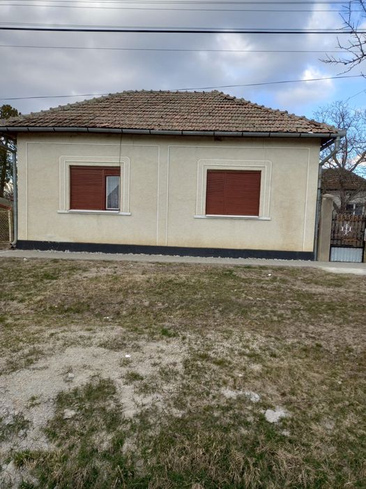 Vând casă,zonă centrală,Andrid jud. Satu Mare