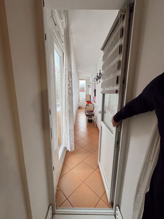 Vand apartament zona Titulescu