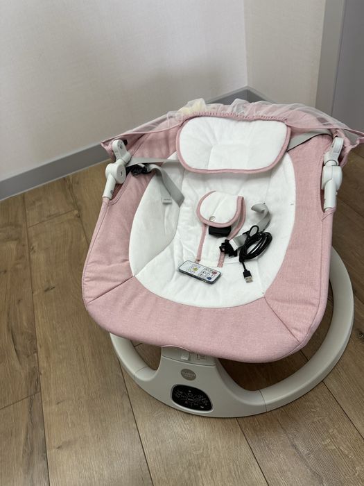 Шезлонг- электрокачеля с музыкой