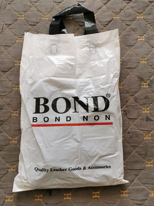 Барсетка Бонд...