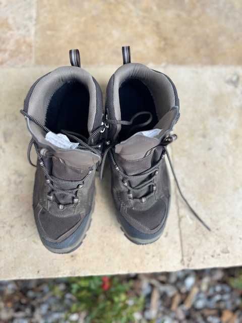 Bocanci impermeabili drumetie