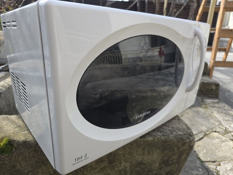 Samsung микровълнова фурна с грил