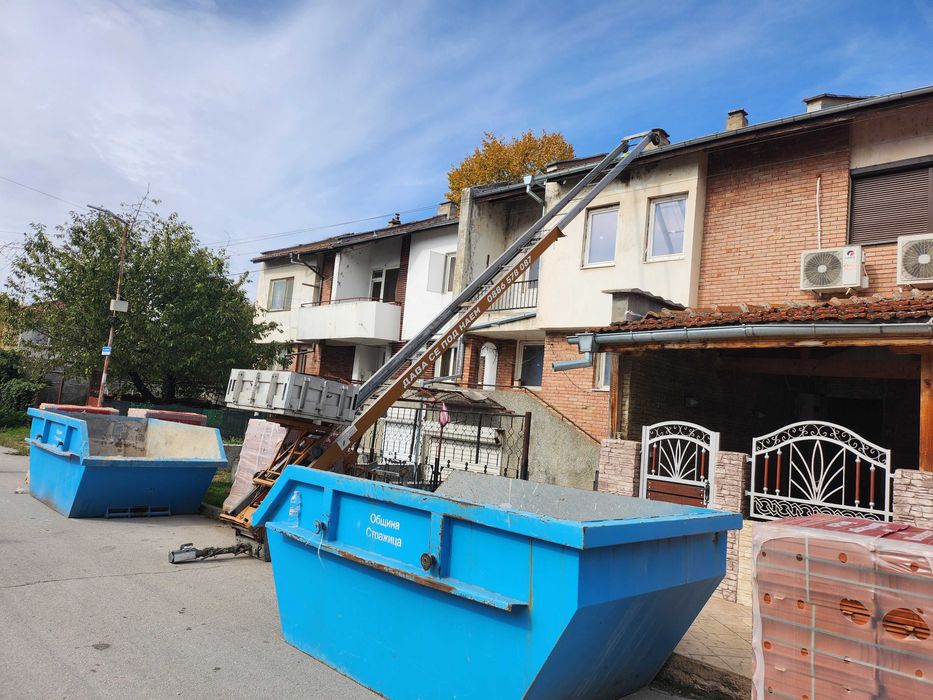 Услуги с Хаспел Мобилен асансьор 16м под НАЕМ