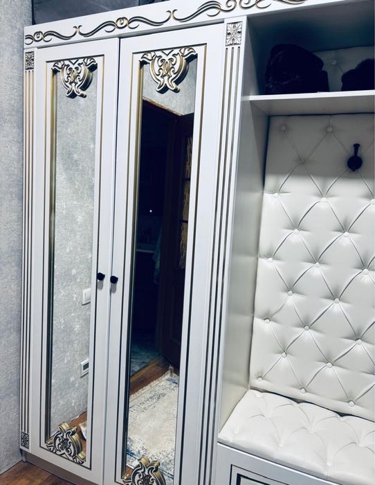 Шкаф для прихожей