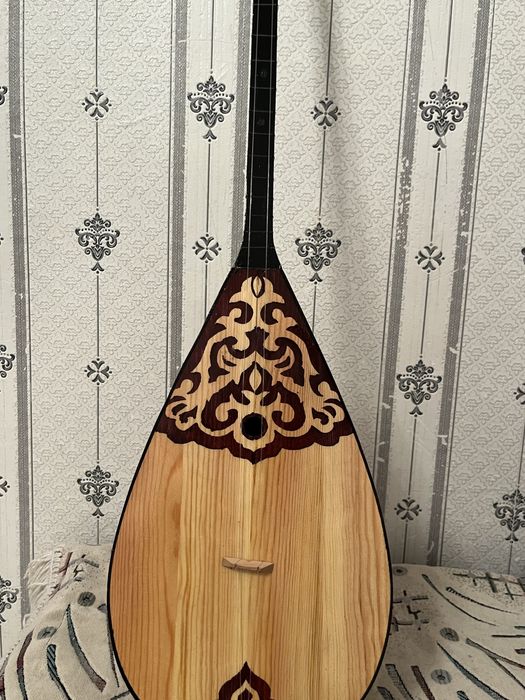 домбыра в хорошем состоянии