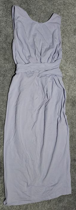 Rochie medie Asos cu șnur in talie si spate in V