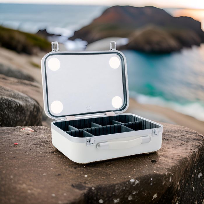 Кутия за грим бяла несесер чанта гримьорна куфар огледало