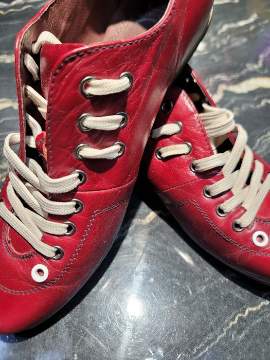 Продаются мужские брендовые турецкие кожаные кроссовки 40-41р