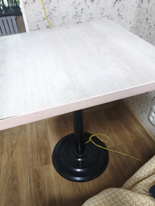 Стол размер 60х60