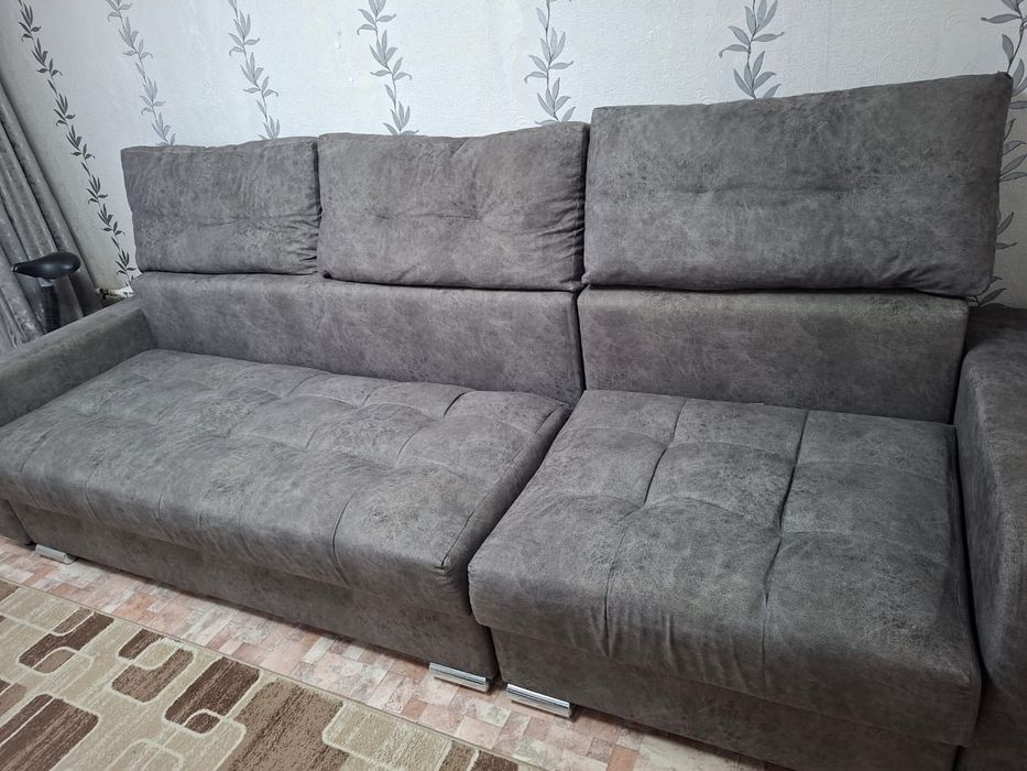 Продам диван в отличном состоянии
