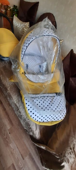 Продам коляску 3в1