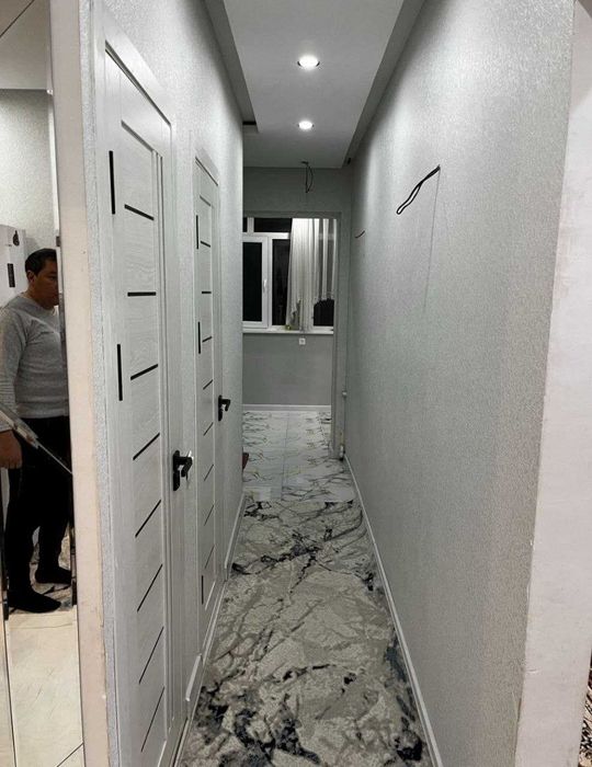 Продаётся  4 комнатная на Юнусабаде 15 квартал Евроремонт 83 квадрата