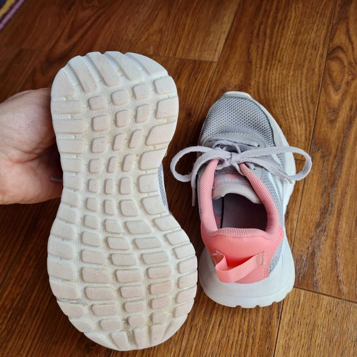 Adidasi fete marime 29 usori flexibili stare f buna