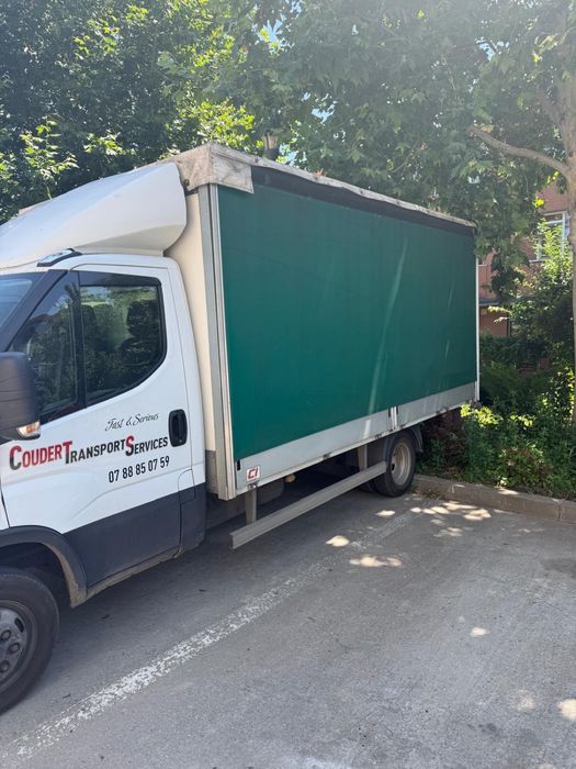 Iveco Daily – An 2023 – 3.0 Litri – Full Options – Impecabil