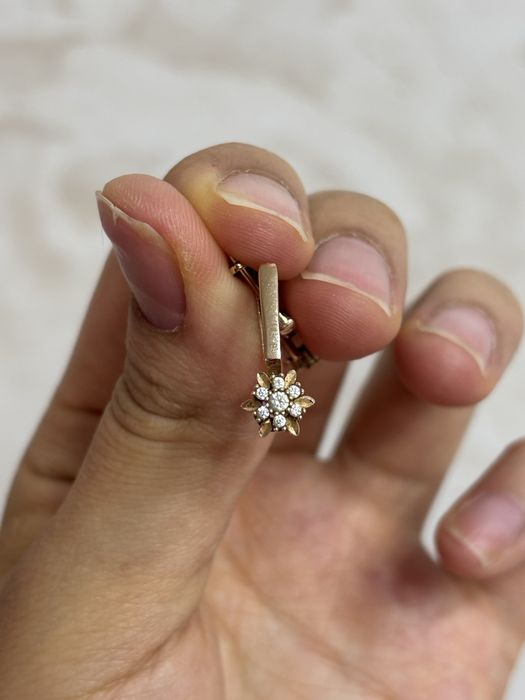 сережки золотые