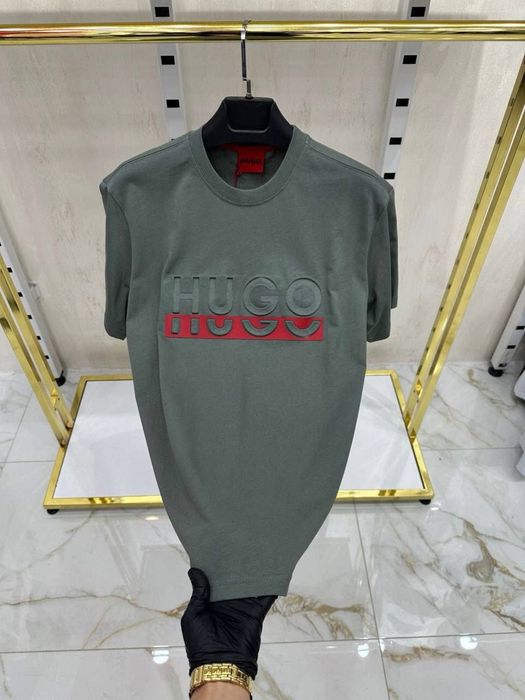 Тениски Balenicaga, Hugo и Dsquared