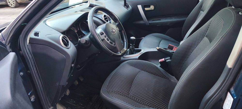 Vand Nissan Qashqai an 2007 ,1.5 dci defect