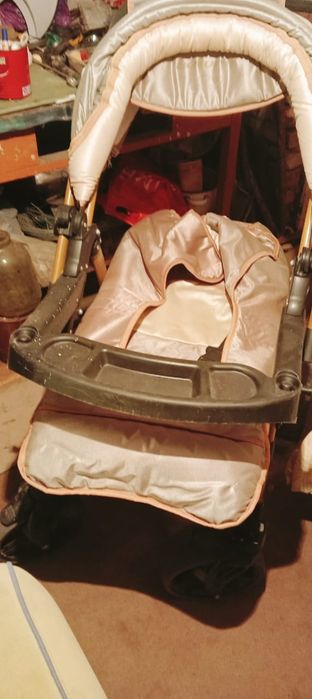 Срочно продам коляску