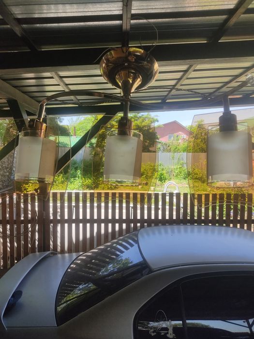 Люстры бывшие в бу