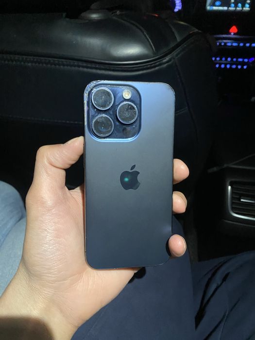 Продам айфон 15 про 256гб