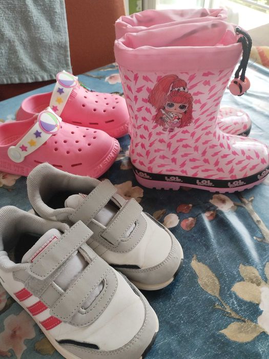 Детски маратонки и сандали