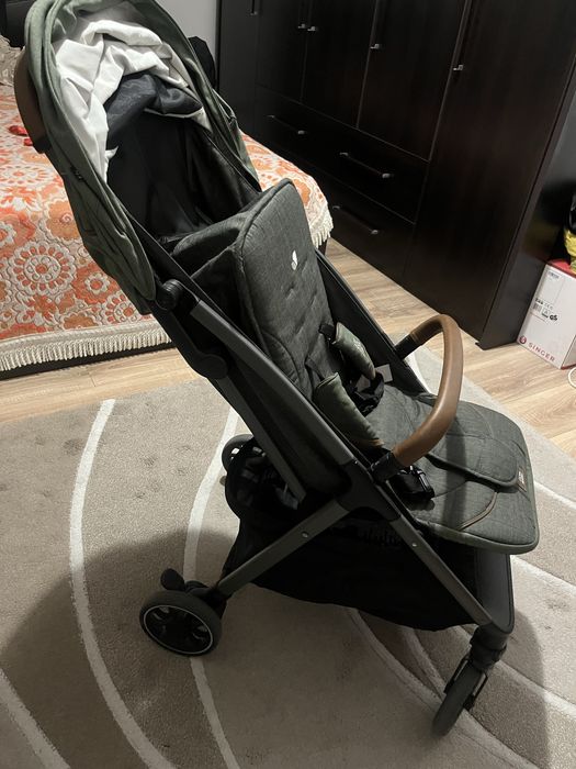 Carucior Joie Signature