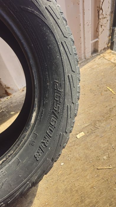 Продам резину шины