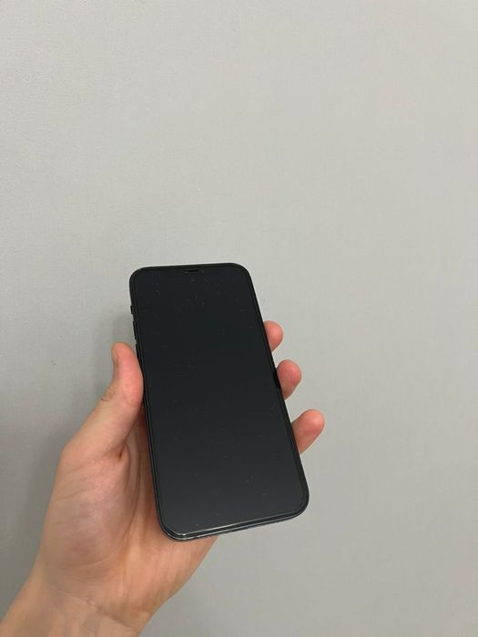 Айфон 12 128гб 79 емкость еш жері ауыспаған обмен бар