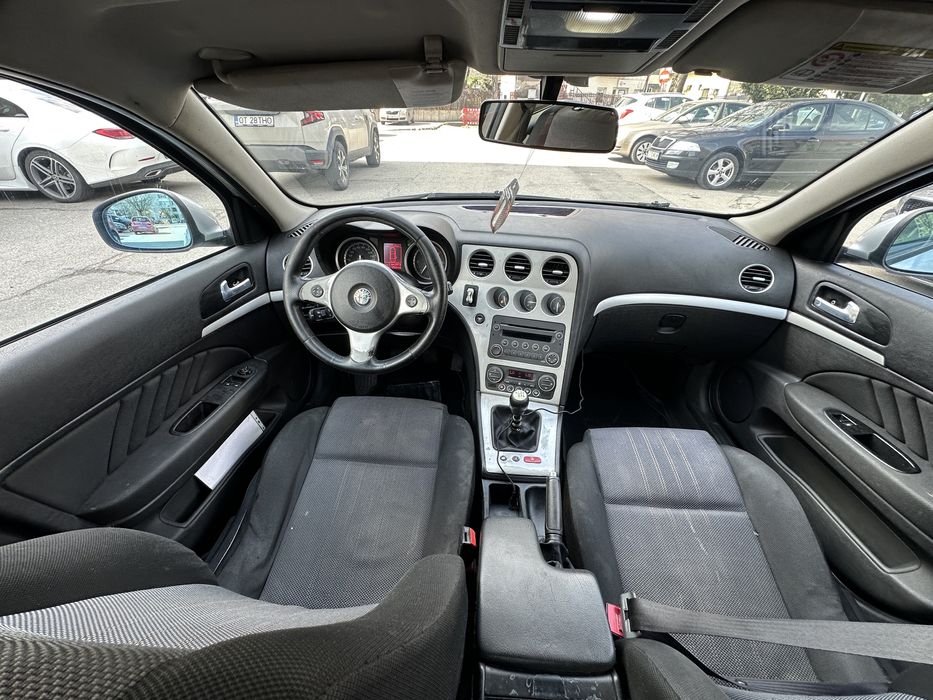 vand sau schimb Alfa 159