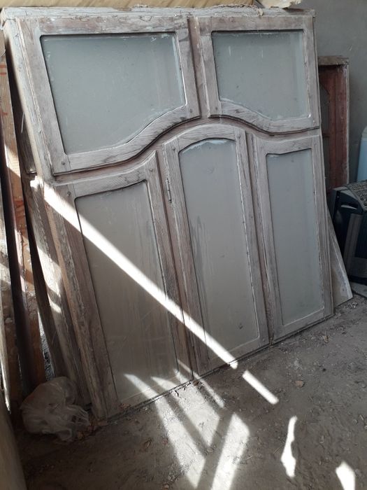 Деревянное окно.