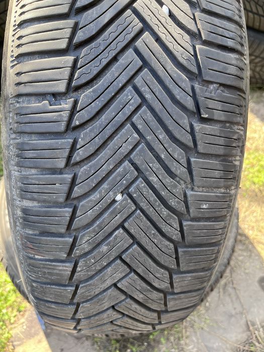 Продавам 2бр зимни гуми Michelin Pilot 6 195/60R16