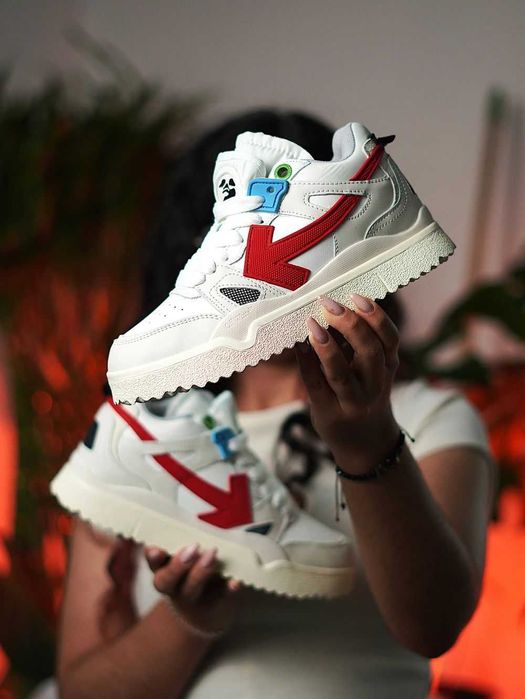 Off-White Sponge Mid Top - White Red