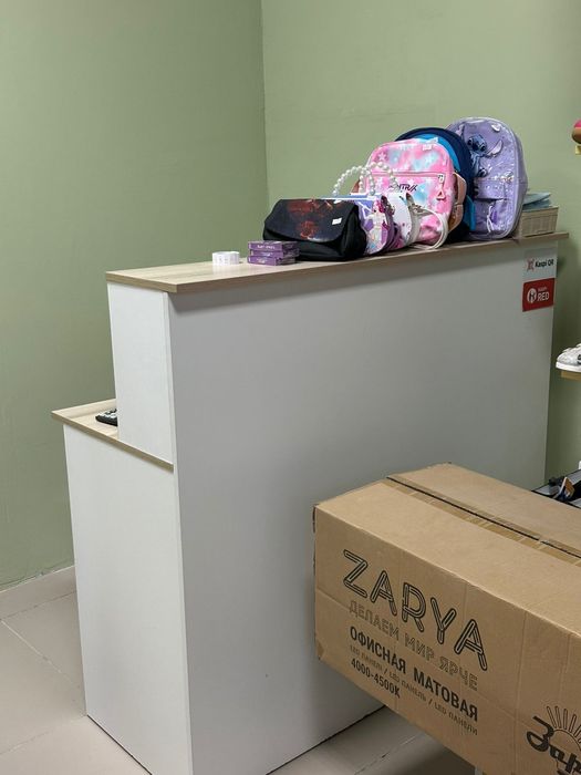 Продам ресепшн б/у