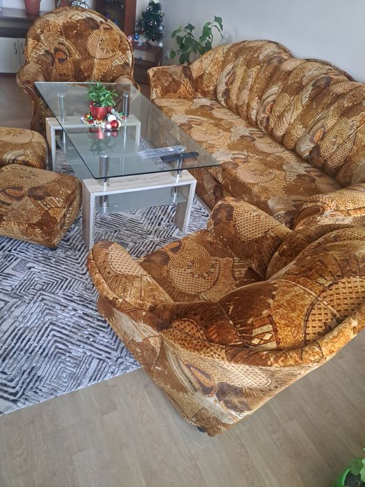 Холова гарнетура