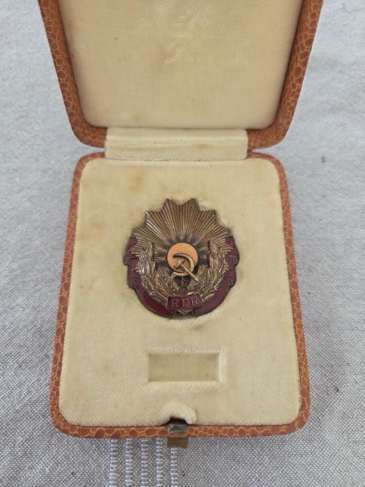 Medalii decoratii romanesti RSR RPR