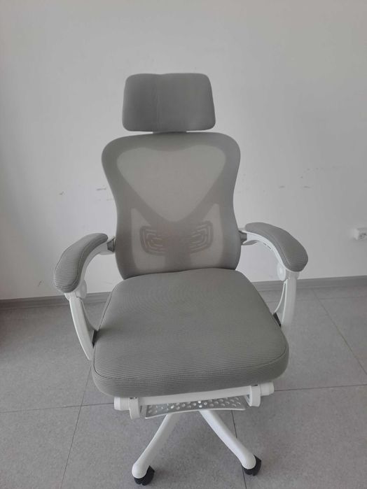 Продаются офисные кресла