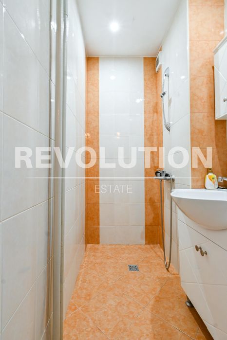 Дава се под наем Тристаен апартамент в София, Младост 1 - 88 кв.м за 700 € - Снимка #6