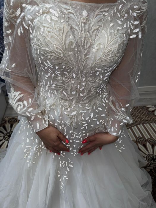 Роскошное свадебное платье