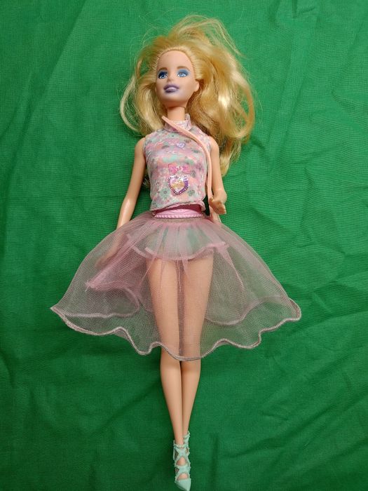 Кукли Барби,Кен и от филмче "Замръзналото Кралство " Елза и Анна