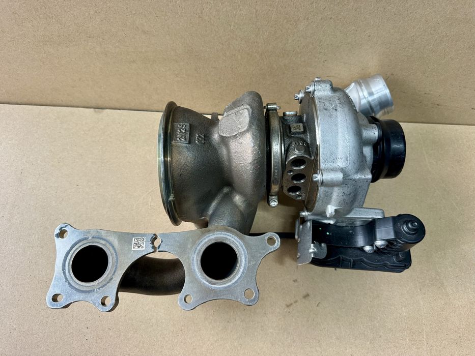 Turbina BMW B58 3.0 Benzina Originala 8489597 G60 G70 G45 X5 X6