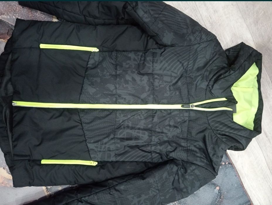 Продам кофты женские