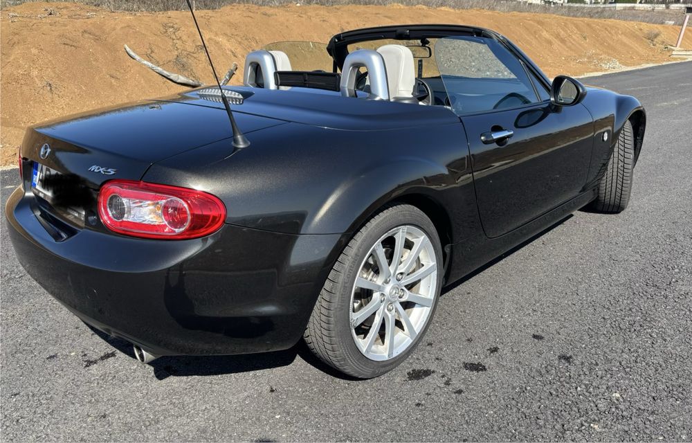 Mazda Mx-5 NC PRHT 2011