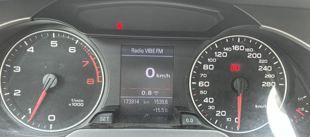 AUDI A4 Avant 2010 — imagine 3