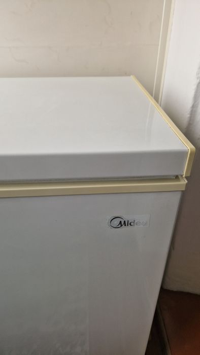 Морозильник-ларь "Midea"