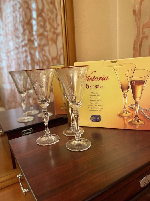 Фужеры для вина